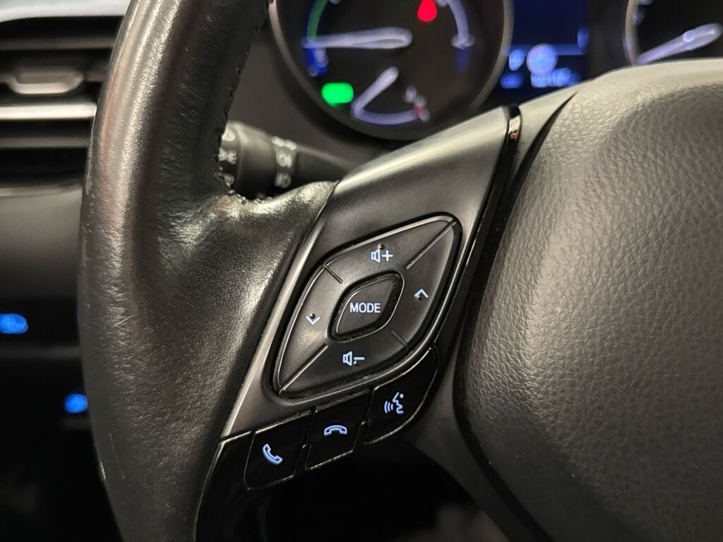 Toyota C-HR 2020 Musta