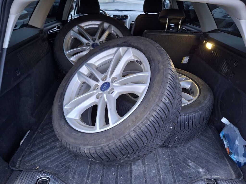 Ford Mondeo 2017 Musta