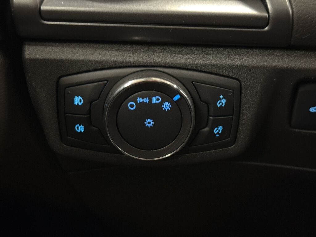 Ford Mondeo 2017 Musta