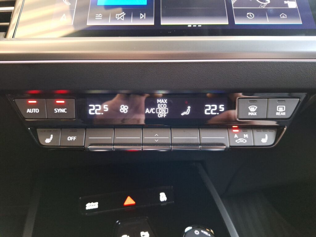 Audi Q4 e-tron 2022 Harmaa