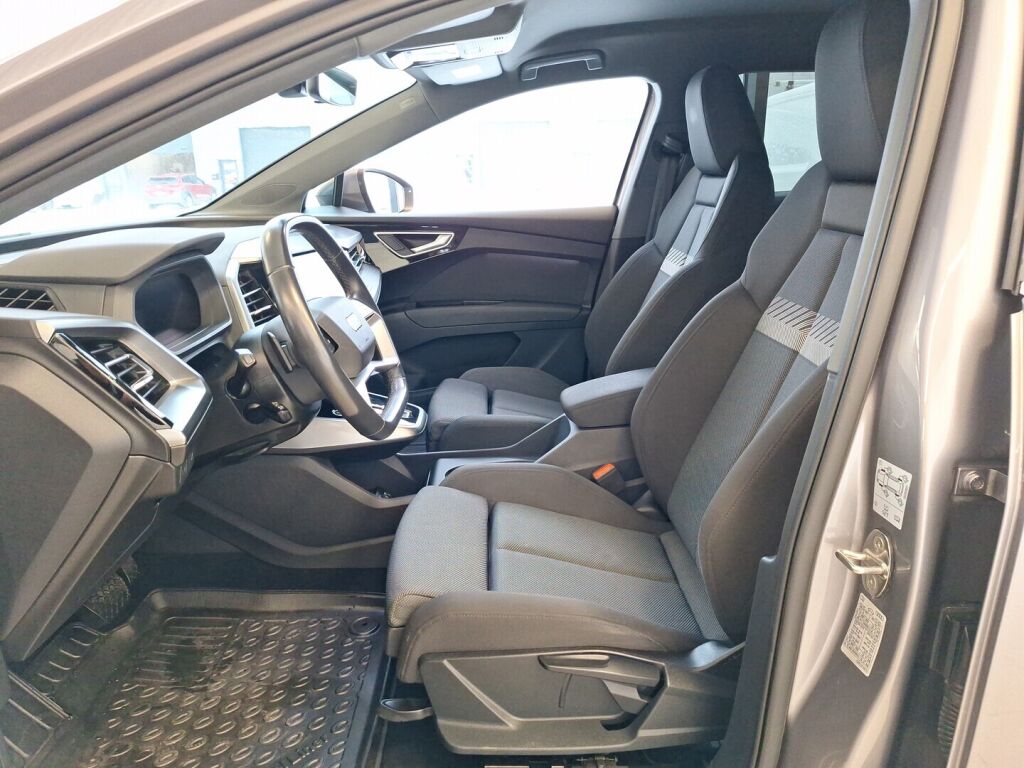 Audi Q4 e-tron 2022 Harmaa