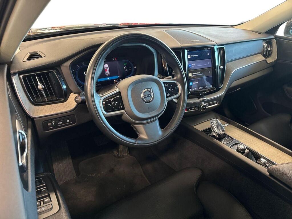 Volvo XC60 2022 Harmaa