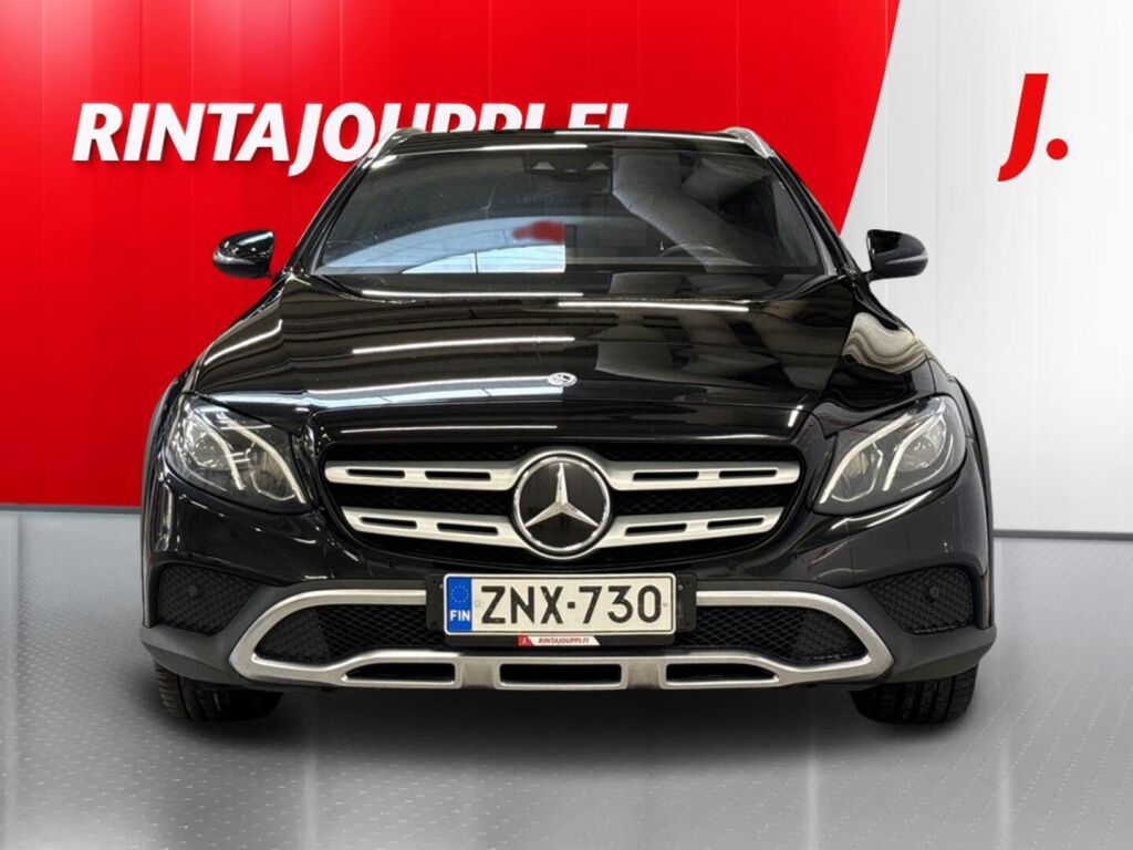 Mercedes-Benz E 2019 Musta
