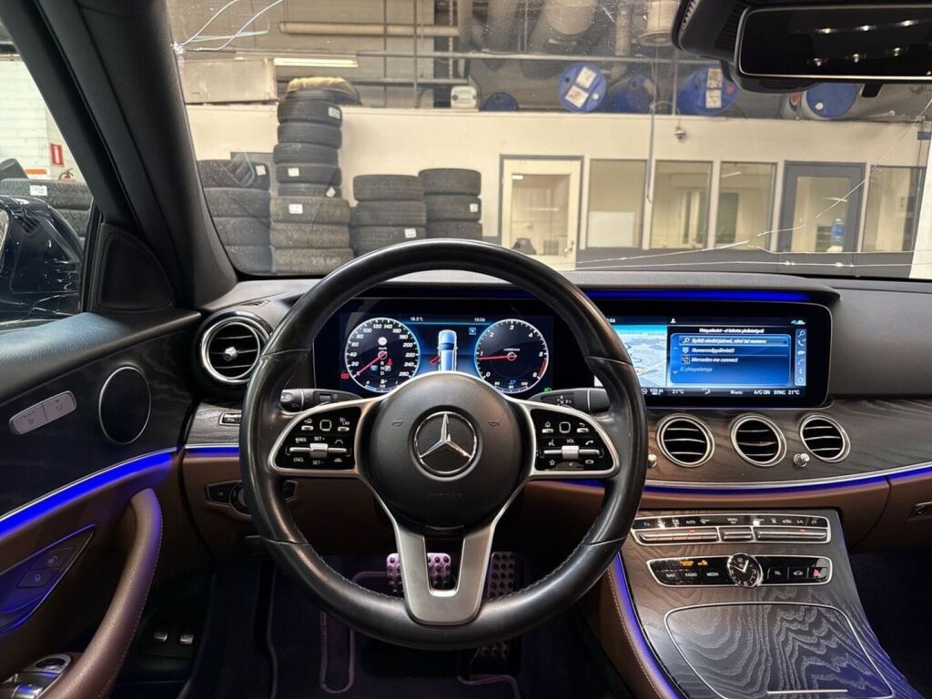 Mercedes-Benz E 2019 Musta