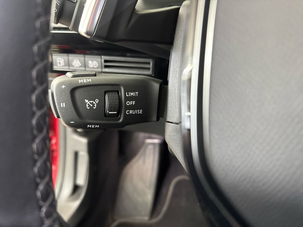 Peugeot 508 2020 Punainen