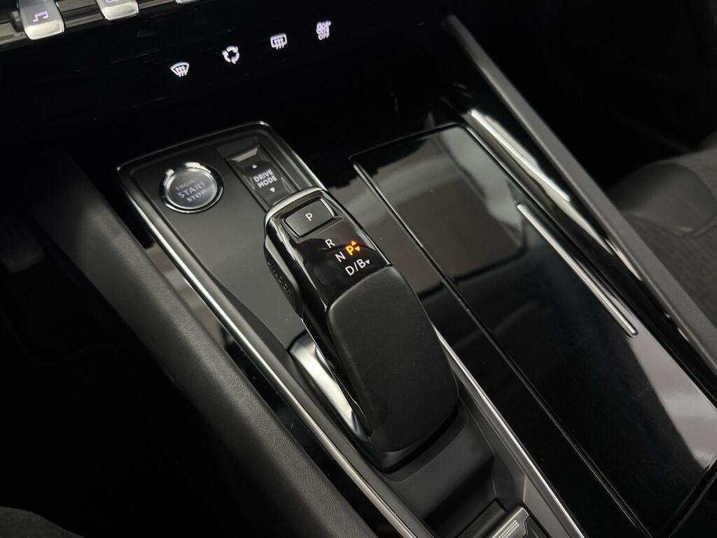 Peugeot 508 2020 Punainen