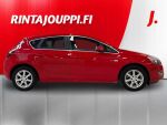 Opel Astra 2011 Punainen