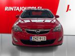 Opel Astra 2011 Punainen