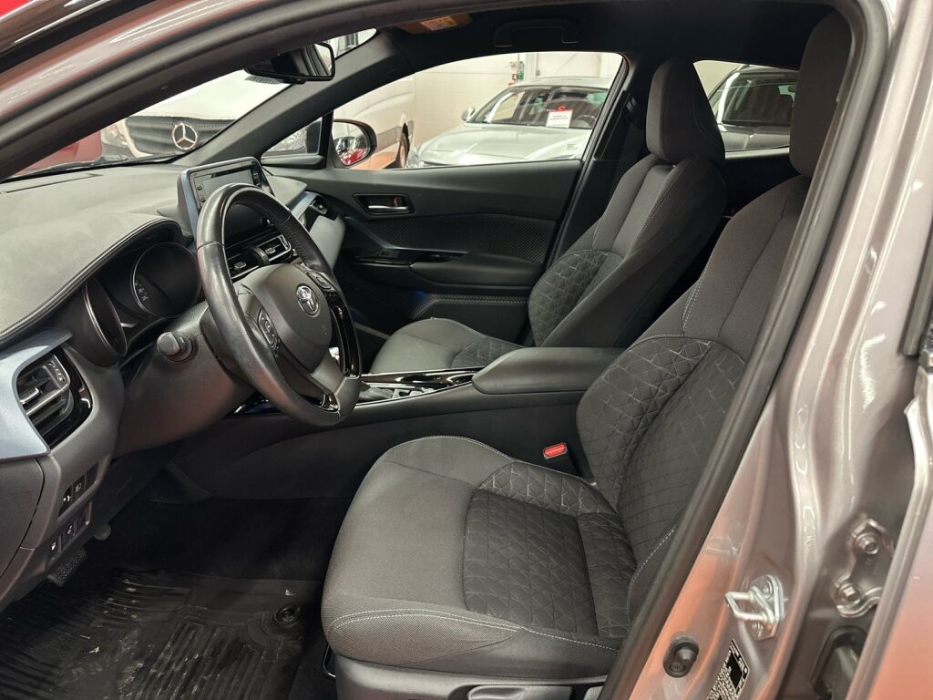 Toyota C-HR 2022 Hopea