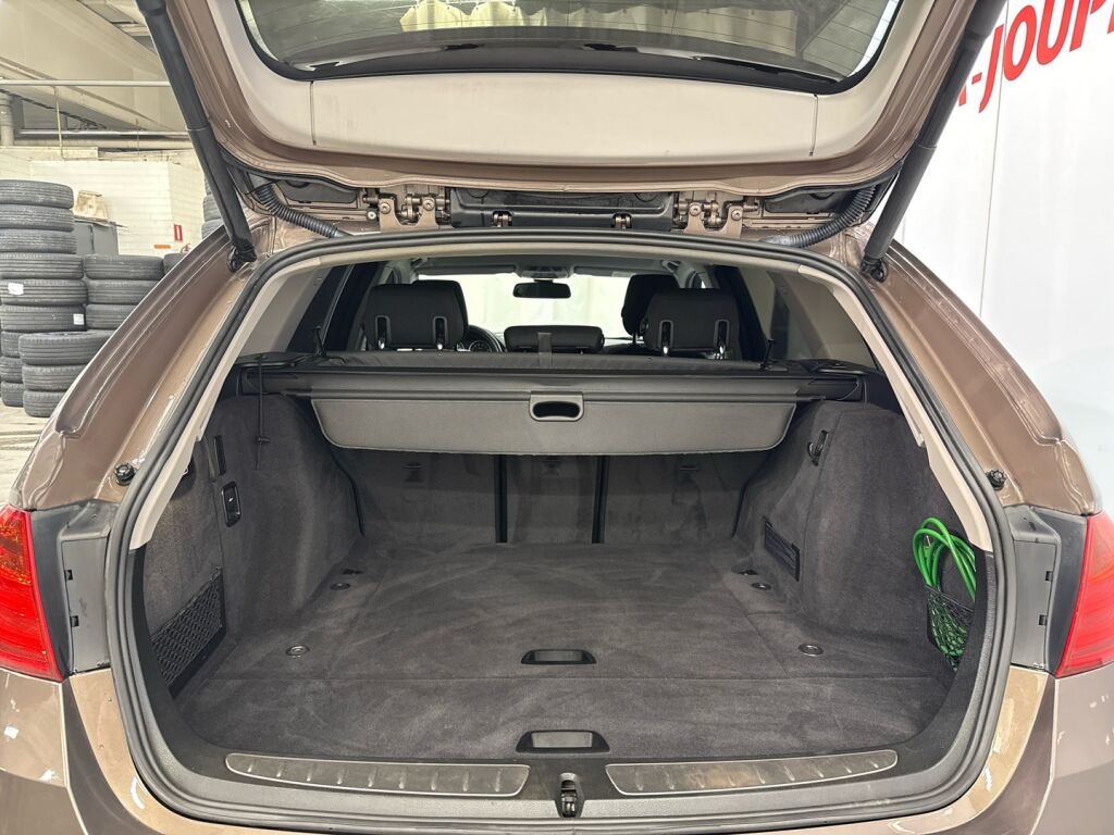 BMW 316 2014 Ruskea (beige)