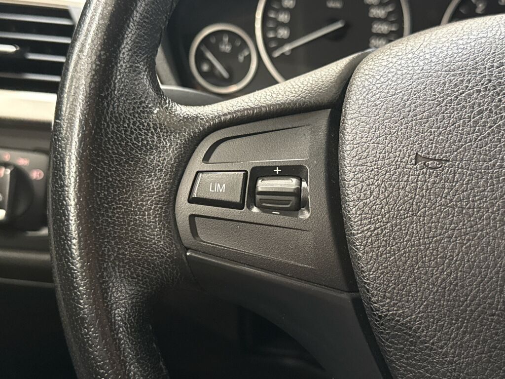 BMW 316 2014 Ruskea (beige)