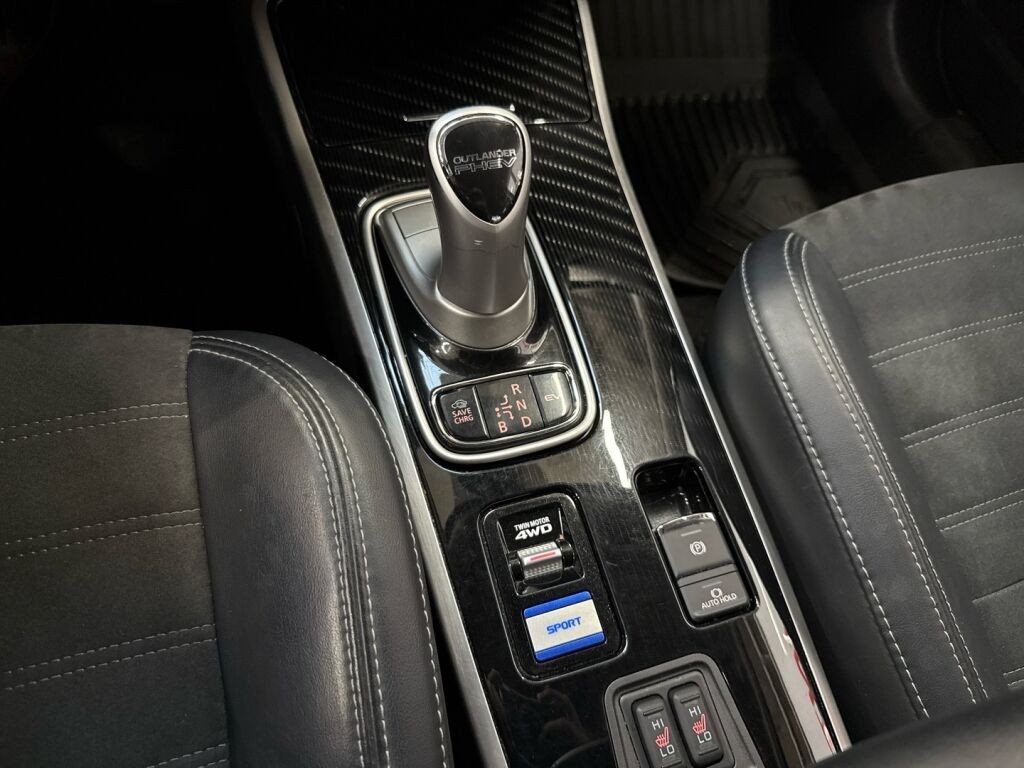 Mitsubishi Outlander PHEV 2019 