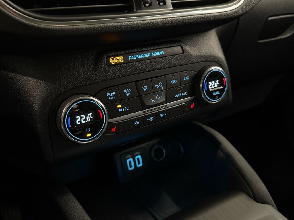 Ford Kuga 2022 Harmaa