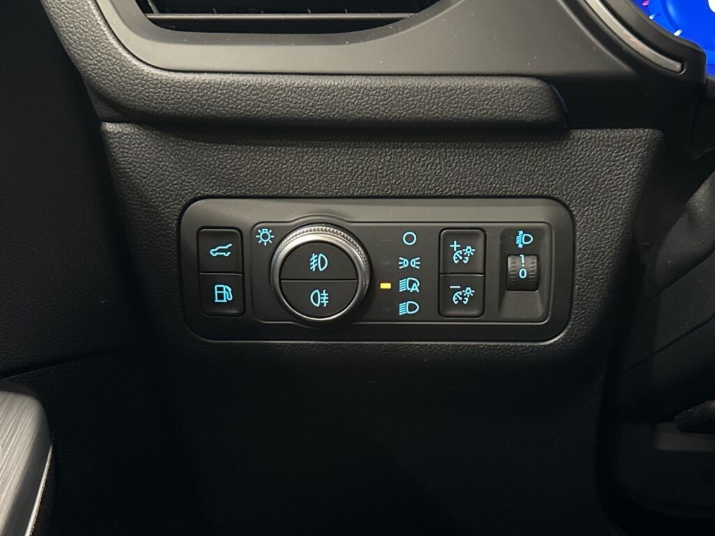 Ford Kuga 2022 Harmaa