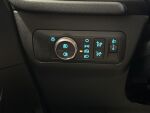 Ford Kuga 2022 Musta