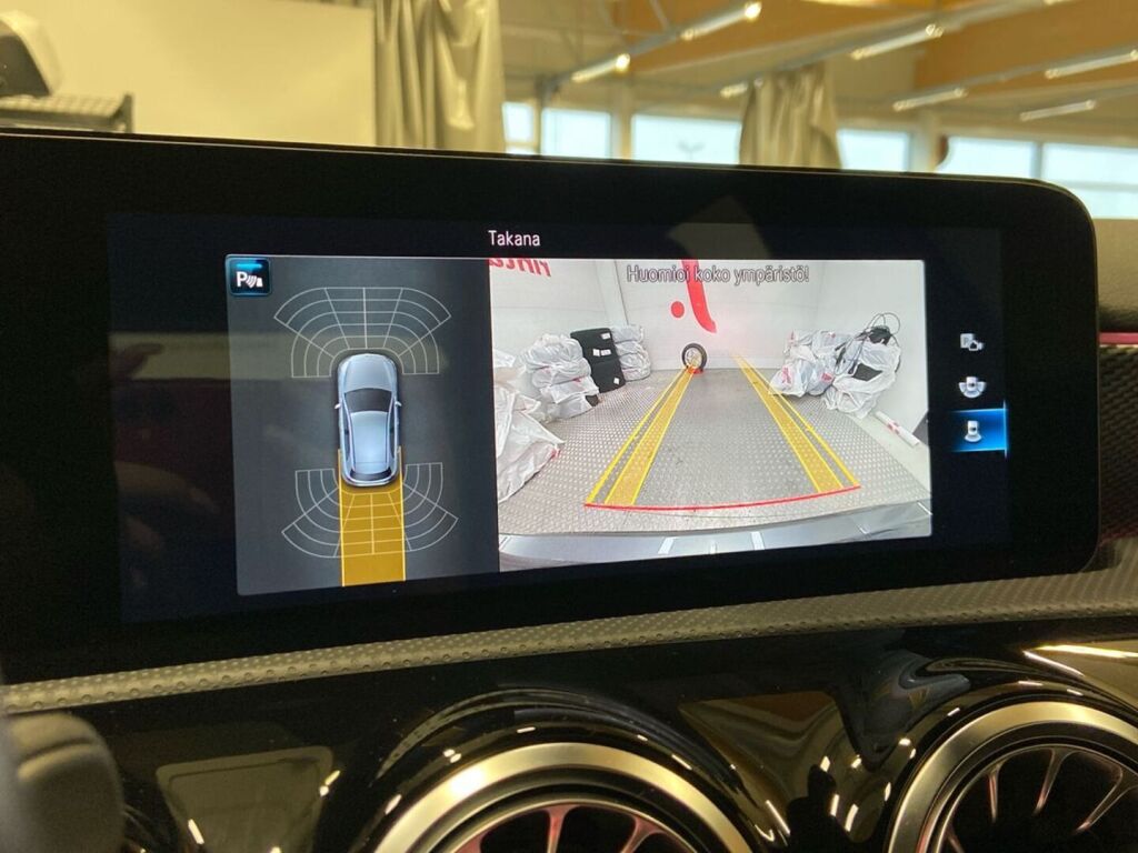 Mercedes-Benz A 2022 Harmaa