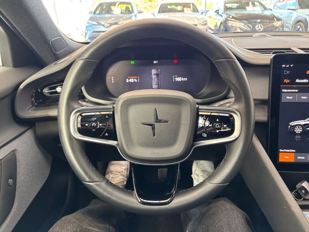 Polestar 2 2022 Musta