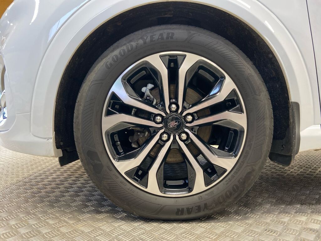 Ford Puma 2022 Valkoinen