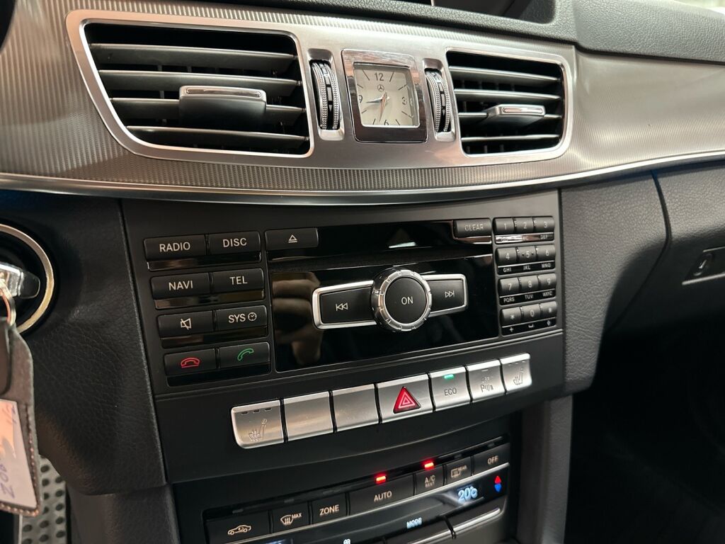 Mercedes-Benz E 2015 Valkoinen