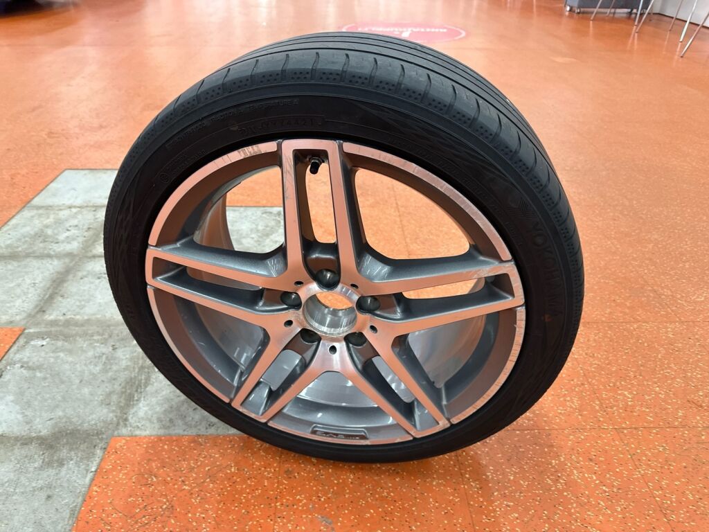 Mercedes-Benz E 2015 Valkoinen