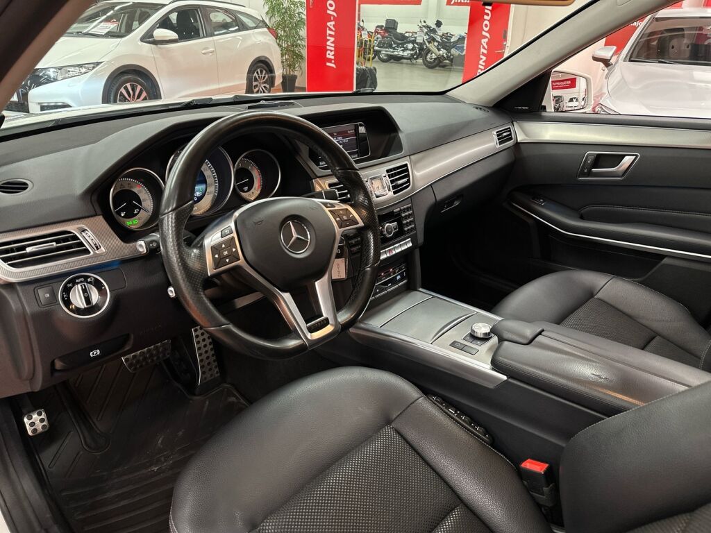 Mercedes-Benz E 2015 Valkoinen