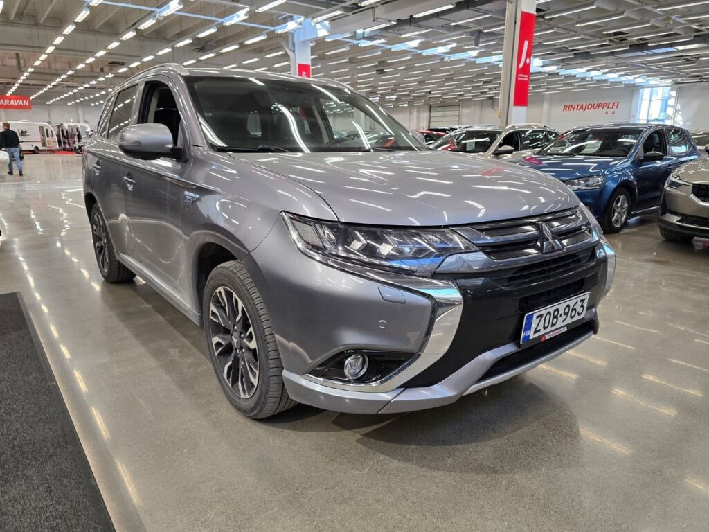 Mitsubishi Outlander PHEV 2017 Harmaa