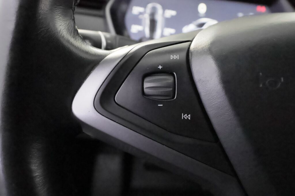 Tesla Model S 2018 Musta