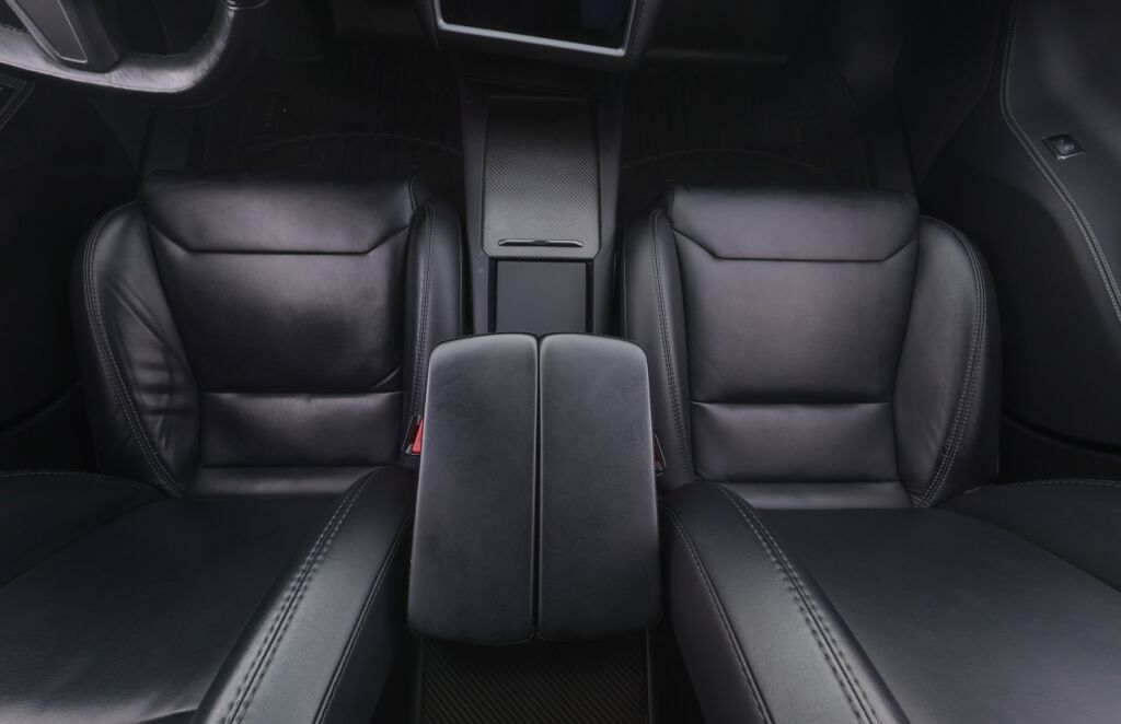 Tesla Model S 2018 Musta