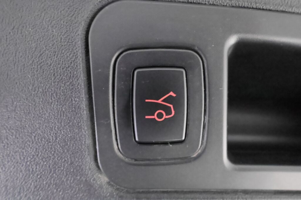 Tesla Model S 2018 Musta