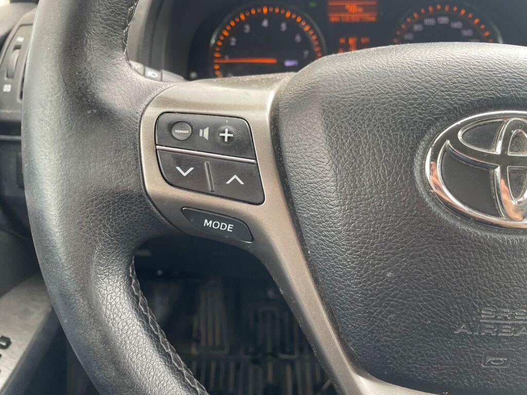 Toyota Avensis 2011 