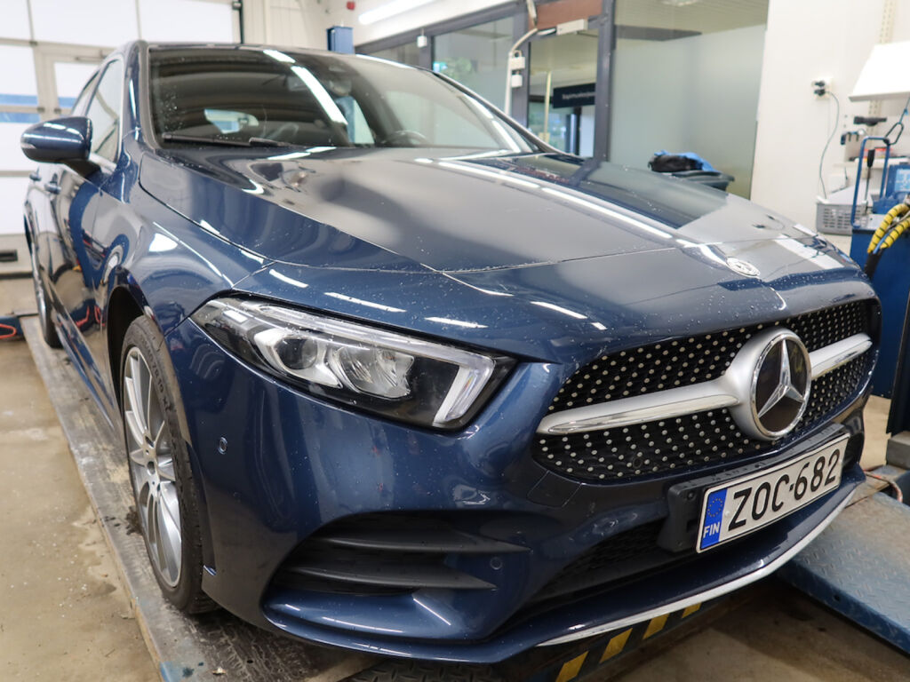 Mercedes-Benz A 2022 Sininen