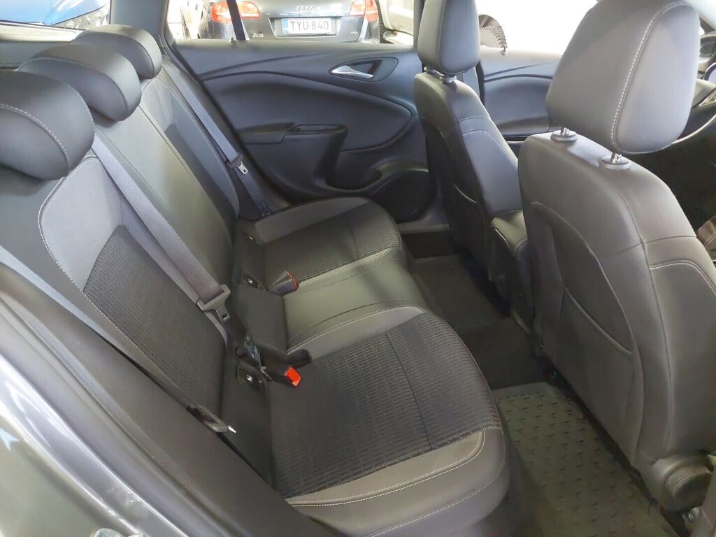 Opel Astra 2022 Harmaa