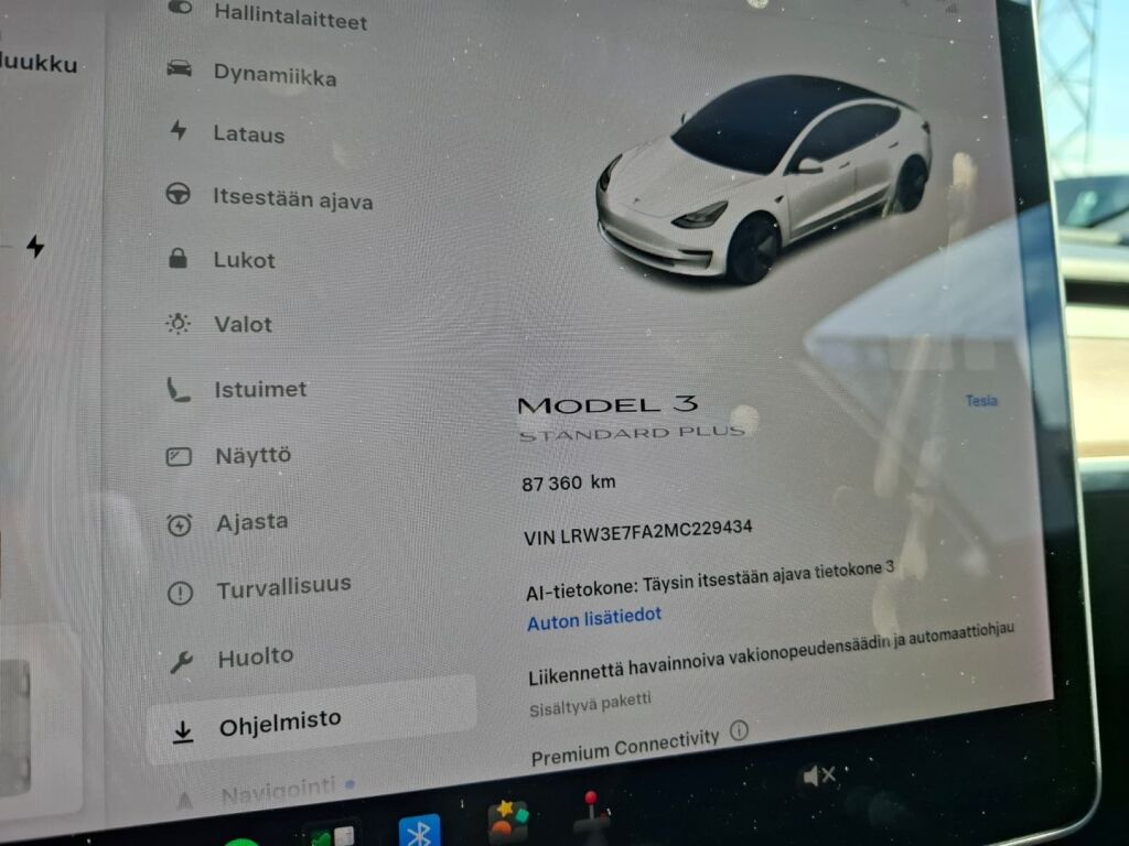 Tesla Model 3 2021 Valkoinen