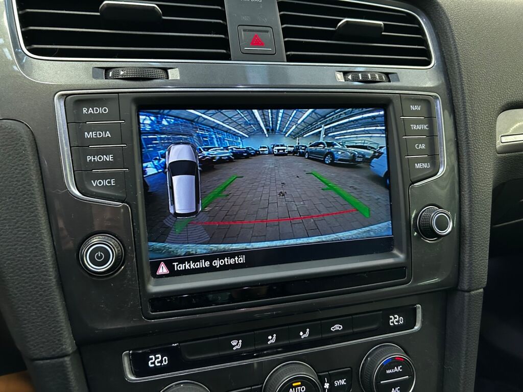 Volkswagen Golf 2017 Valkoinen