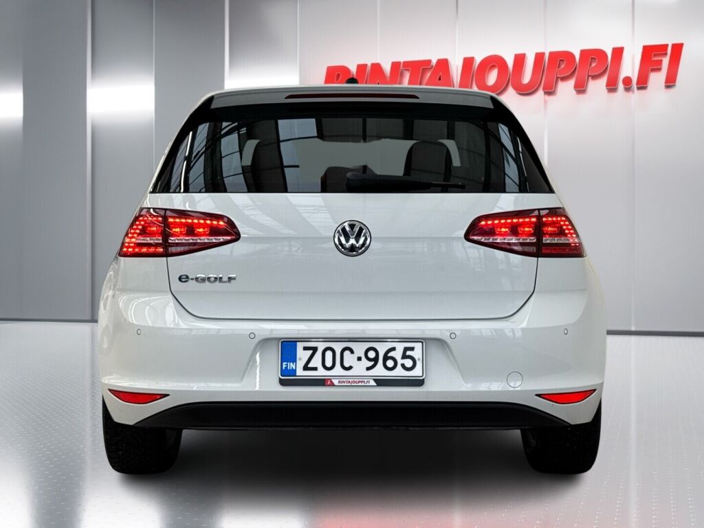 Volkswagen Golf 2017 Valkoinen