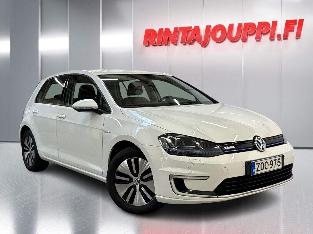 Volkswagen Golf 2016 Valkoinen
