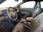 Ford Mustang Mach-E 2022 Punainen
