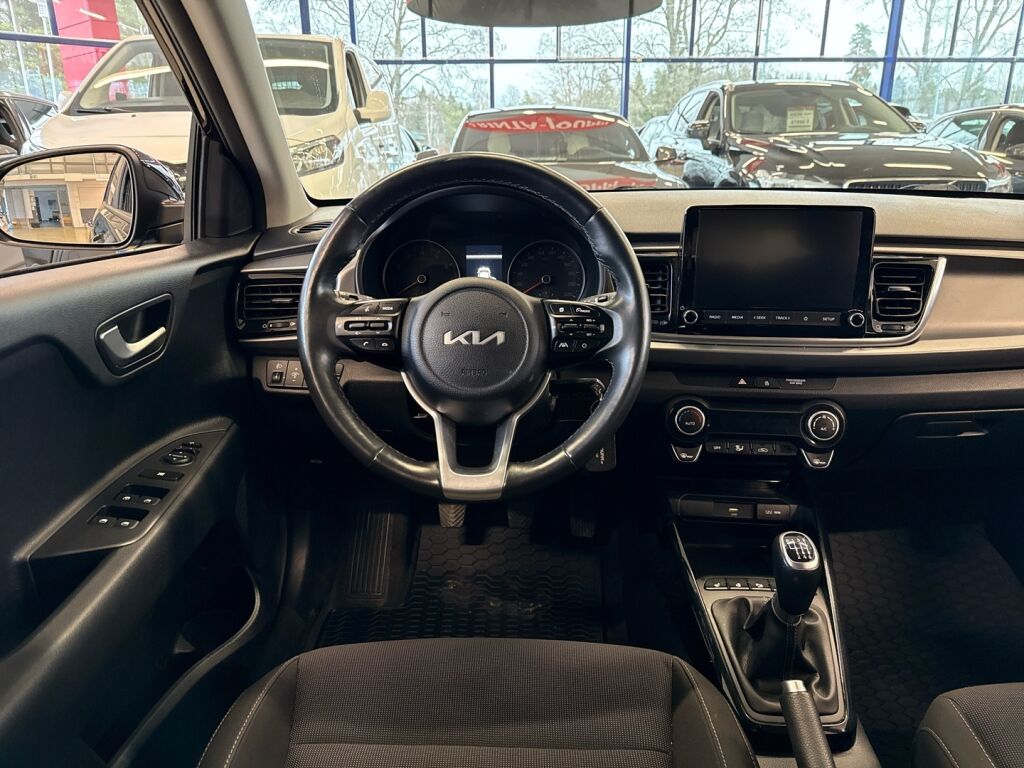 Kia Rio 2022 Musta