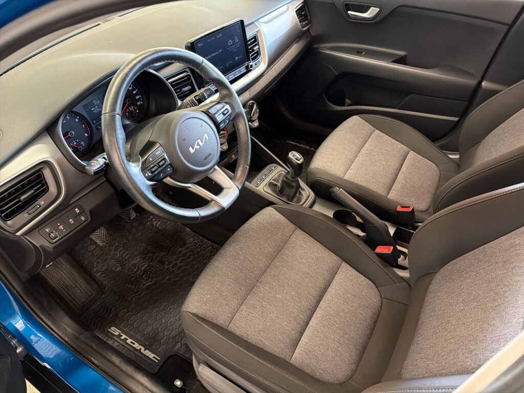 Kia Stonic 2022 Sininen