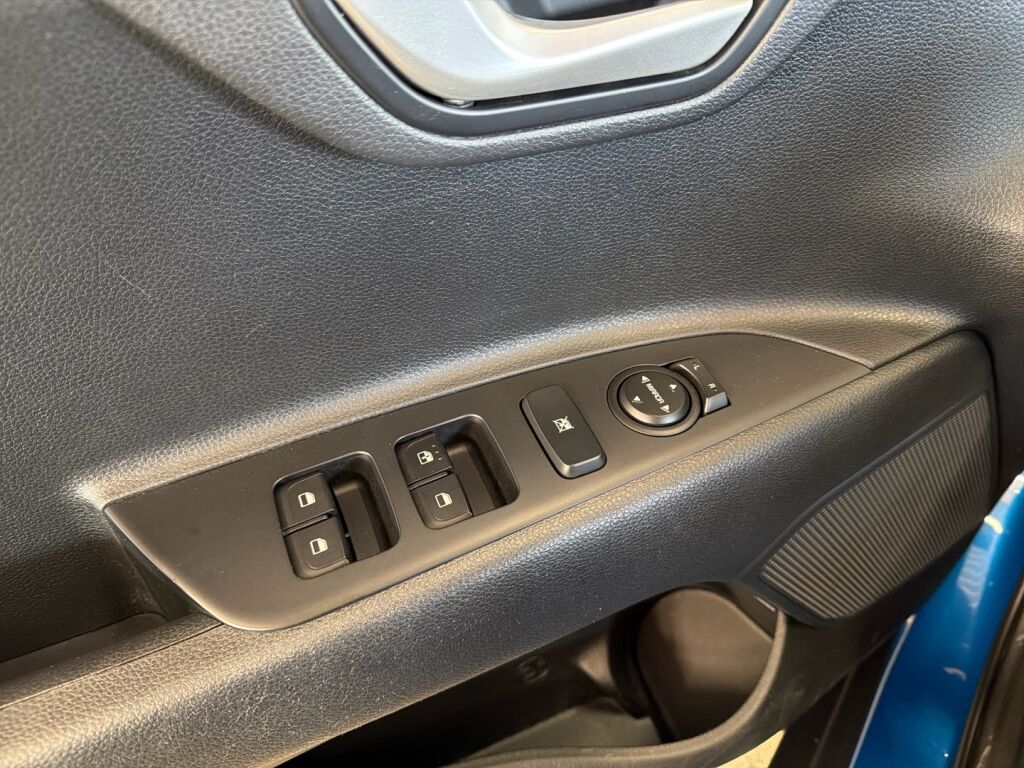 Kia Stonic 2022 Sininen