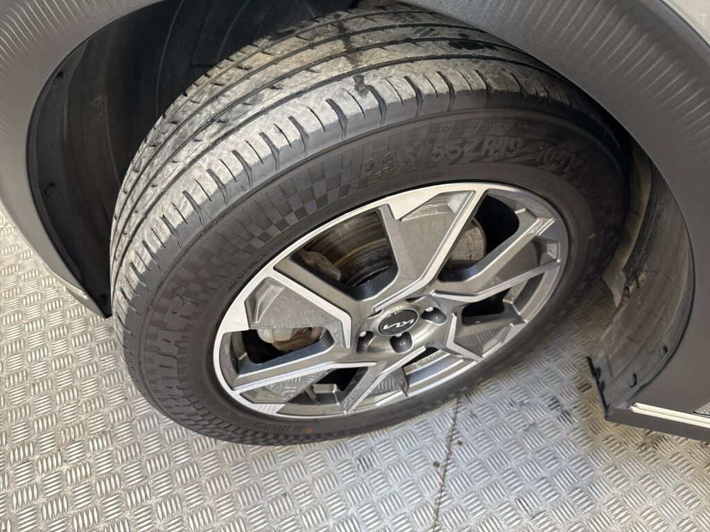 Kia EV6 2022 Harmaa
