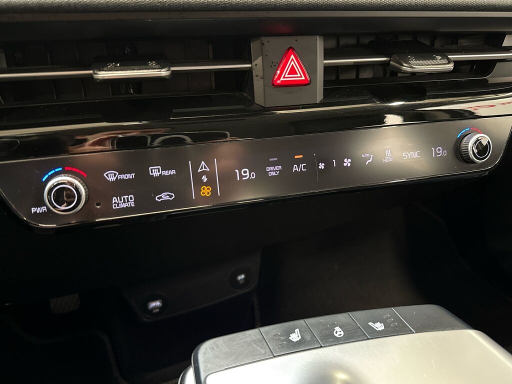 Kia EV6 2022 Harmaa