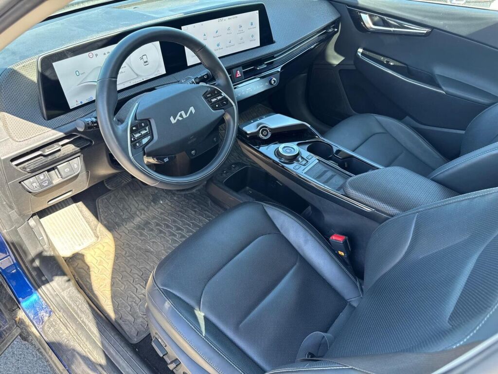 Kia EV6 2022 Sininen