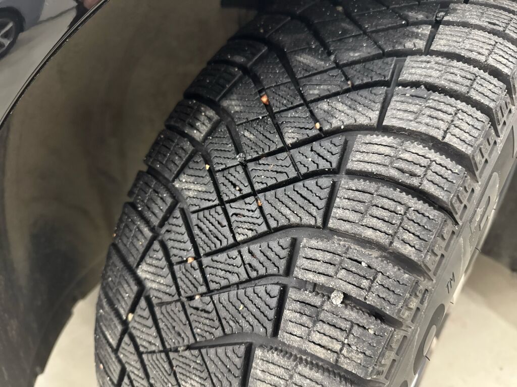 Volvo S90 2020 Musta