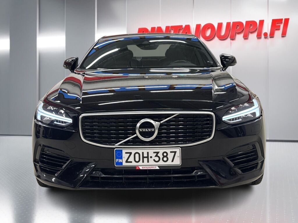 Volvo S90 2020 Musta