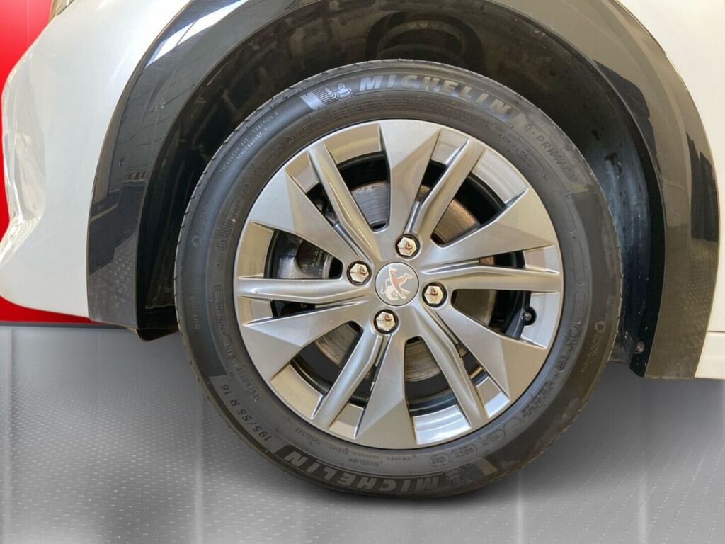 Peugeot e-208 2022 Valkoinen