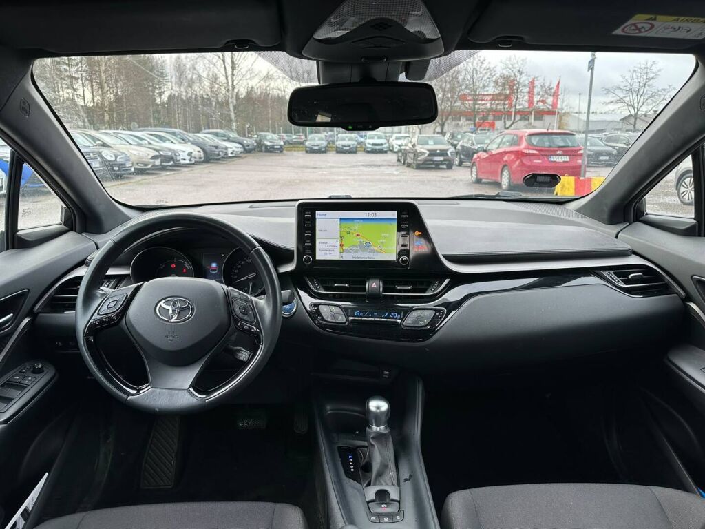 Toyota C-HR 2022 Musta