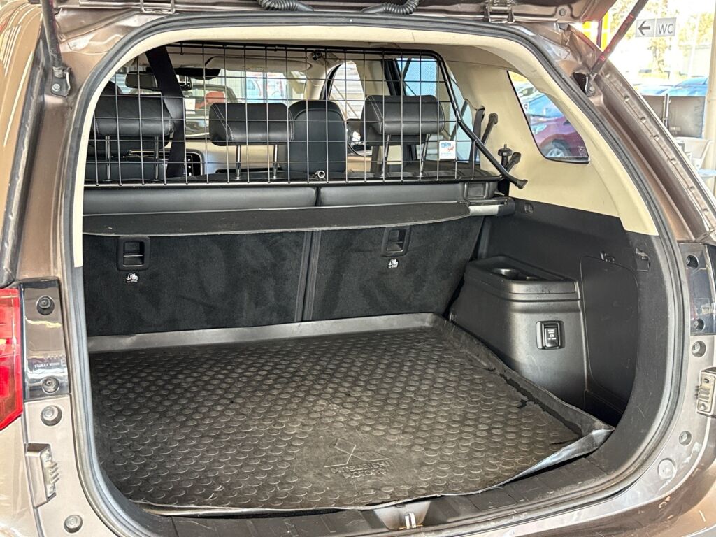 Mitsubishi Outlander PHEV 2019 Harmaa