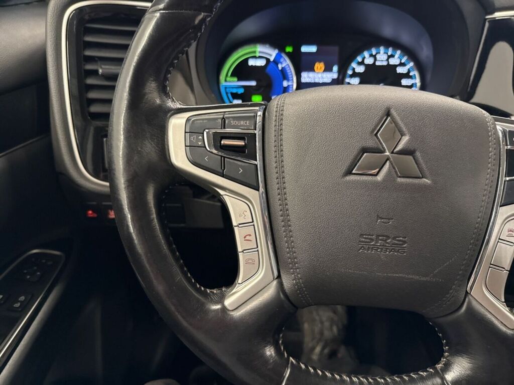 Mitsubishi Outlander PHEV 2019 Harmaa