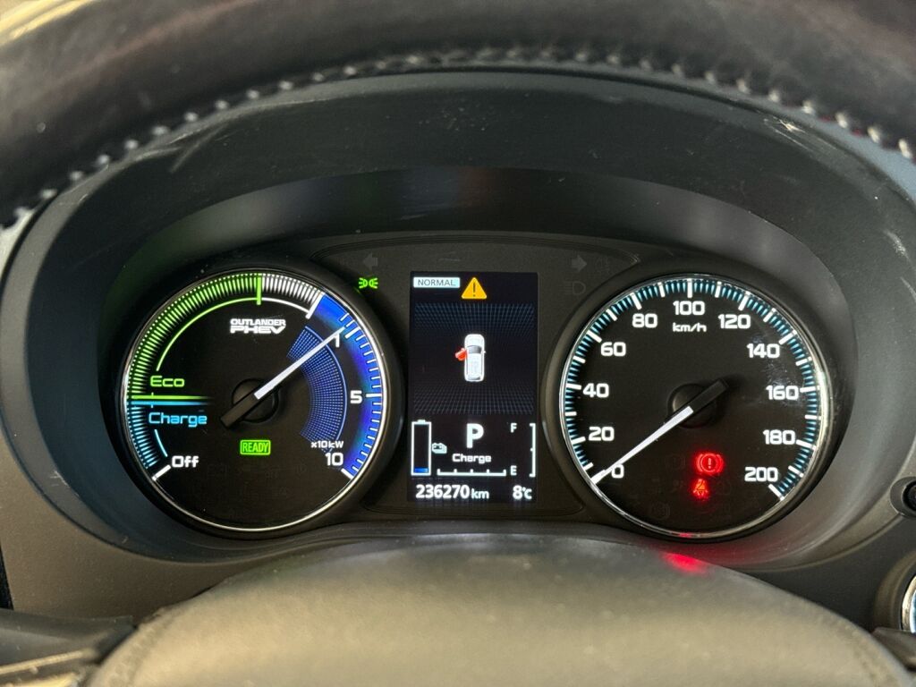 Mitsubishi Outlander PHEV 2019 Harmaa